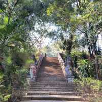 ‘วัดอุโมงค์’ วัดบรรยากาศดี เที่ยวแล้วสบายใจ