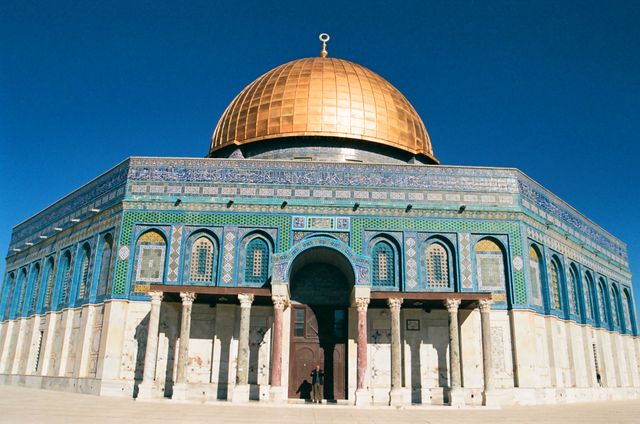 The Tensions of Faith at the Dome of the Rock in Jerusalem