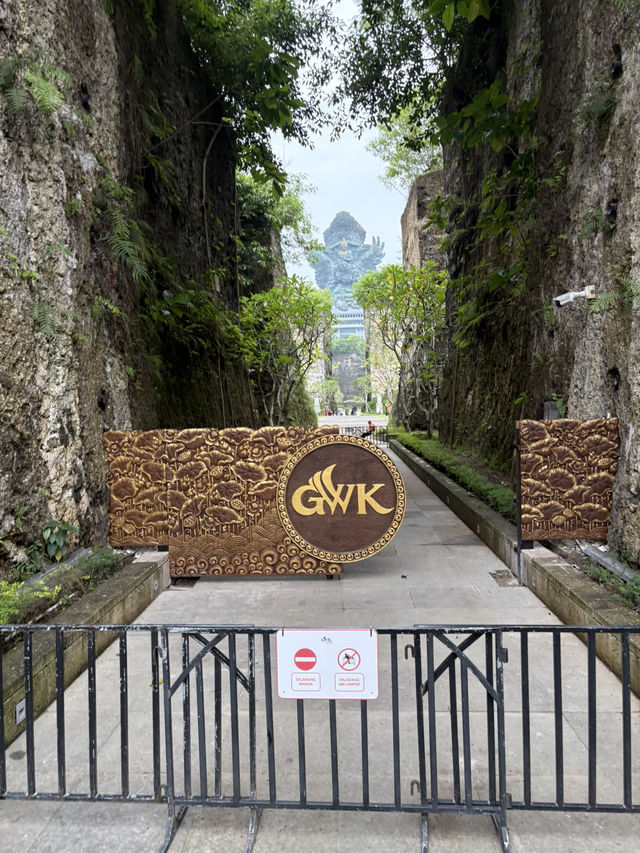 GWK神鷹廣場 住金巴蘭可以來逛逛
