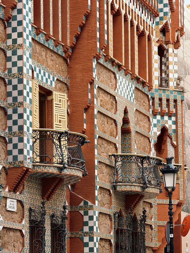 Some people said Barcelona is boring, what you say?