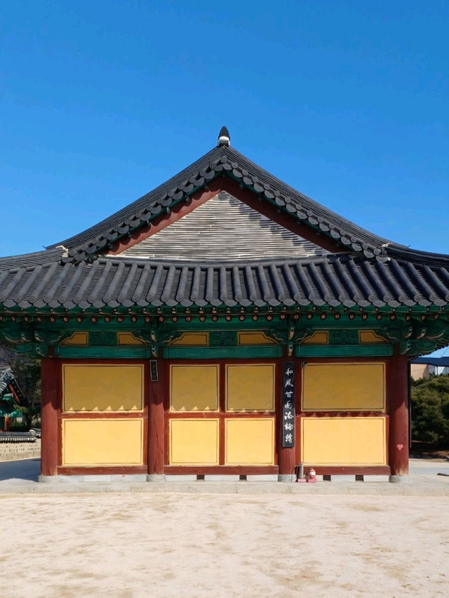 수로왕의 위엄이 깃든 곳, 수로왕릉 👑