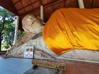 พระนอนเก่าแก่ ศิลปะอู่ทอง อายุกว่า 600 ปี