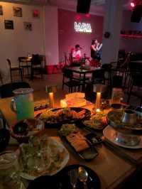 ร้านเปิดใหม่ เพลงดี Vibe ดี ราคามิตรภาพ