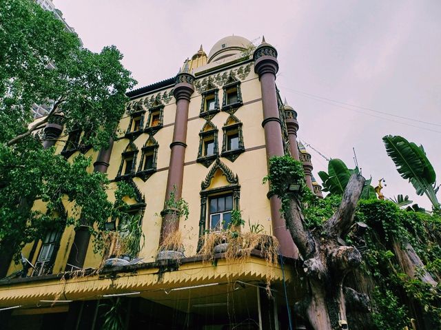泰國曼谷市中心湄南河畔著名古跡皇家寺廟景點：Wat Pha Si，百年歷史古跡寺廟，適合打卡拍照📸冥想