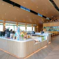 🌳☕️ คาเฟ่ไม้สไตล์โรงนาโมเดิร์น The Barnery สระบุรี