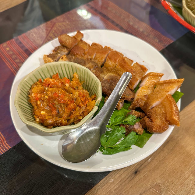 กิ๋นข้าวลำแต้ๆ 🍽️ที่เฮือนม่วนใจ ม่วนแต้ม่วนว่า