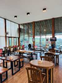ไร่ชา 1000 ไมล์ – แวะพักชิมชา กาแฟ สไตล์ชิลๆ