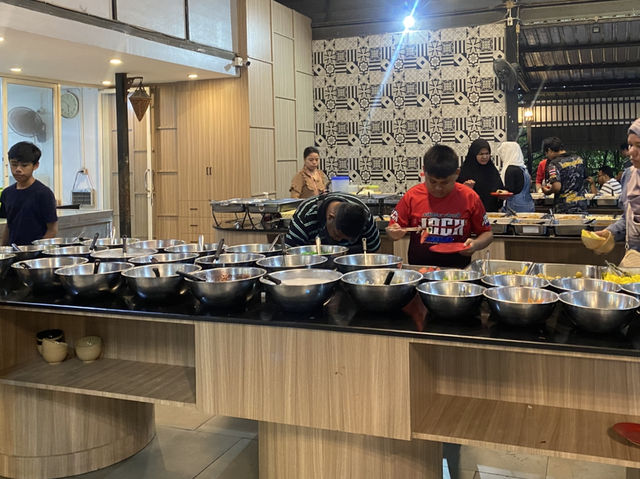 คลองแห บุฟเฟ่ต์ ทะเลเผาหาดใหญ่
