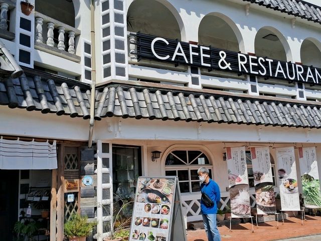 【静岡】伊豆急下田駅の目の前にあるお城みたいなレストラン