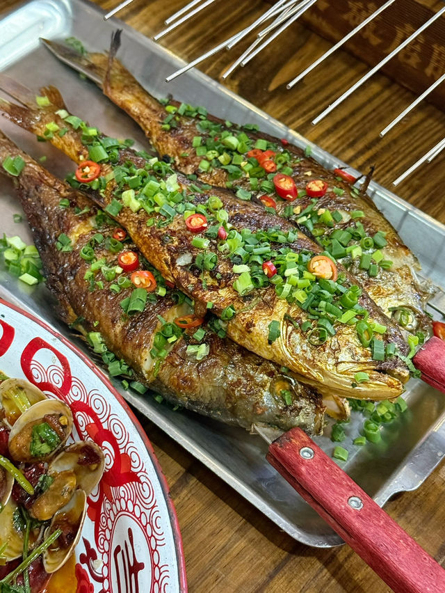 深圳人均幾十蚊，吃新鮮炭火燒烤！！