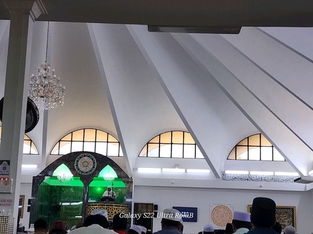 Spiritual Serenity by the Coast – Masjid Mohammad Jamalul Alam, Kuala Belait