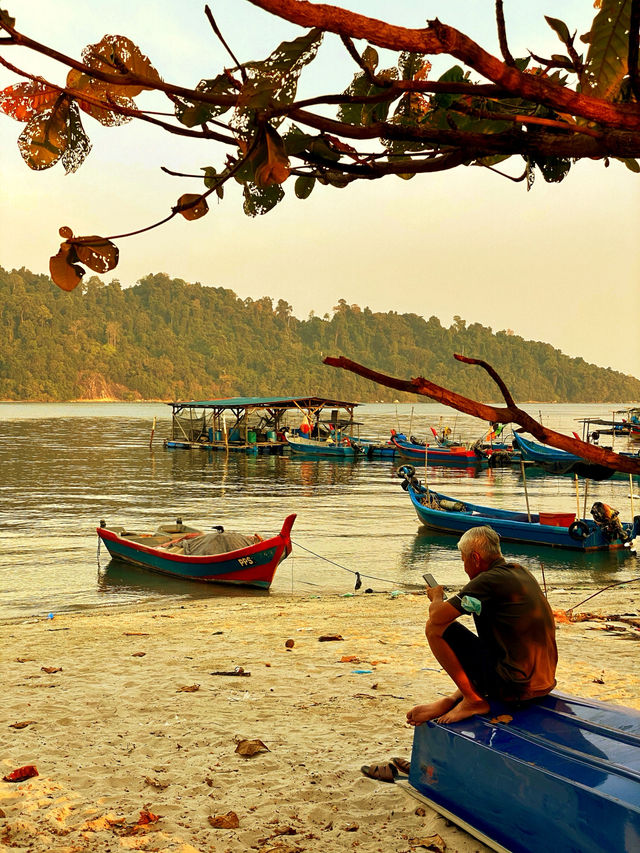 Ride Between the Bridges: A Golden Hour Cycle Along Penang’s Coast