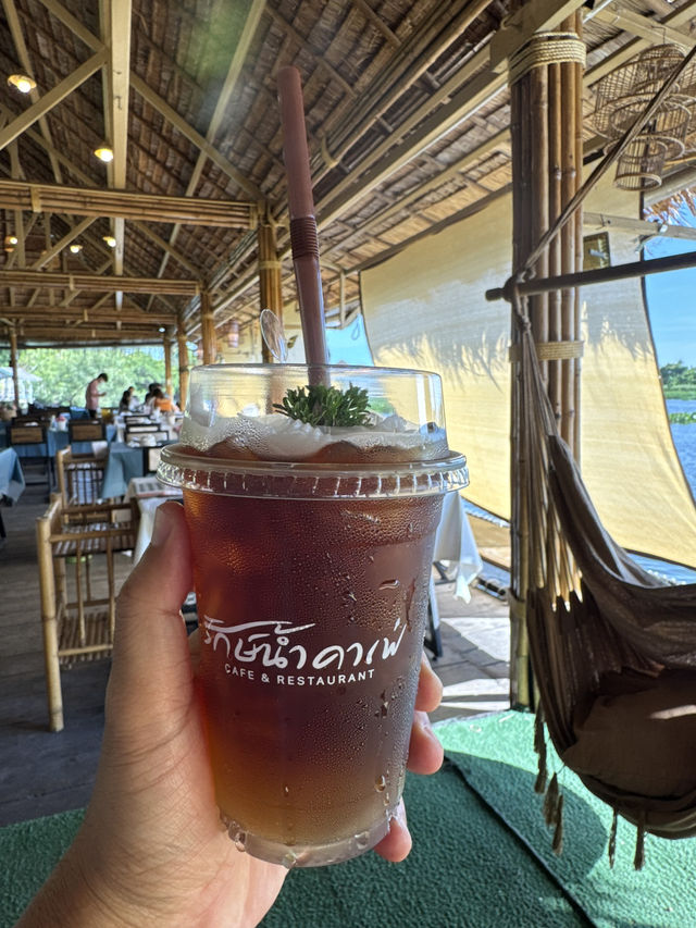 รักษ์น้ำคาเฟ่ คาเฟ่ริมแม่น้ำท่าจีน สุดชิล สามพราน