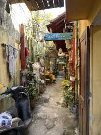 【Hoi An Coffee Hub｜ホイアン・コーヒー・ハブ】 路地の奥にそっとある、まるで秘密基地のようなカフェ