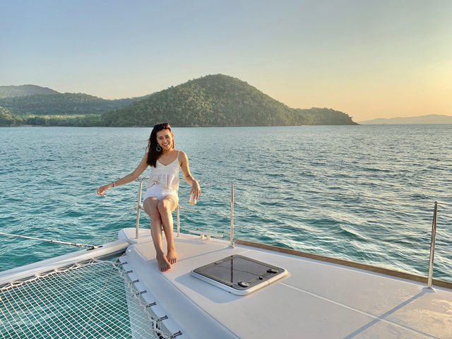 ล่องเรือ Sailing Yacht - ชมวิวทะเลแบบพาโนรามา