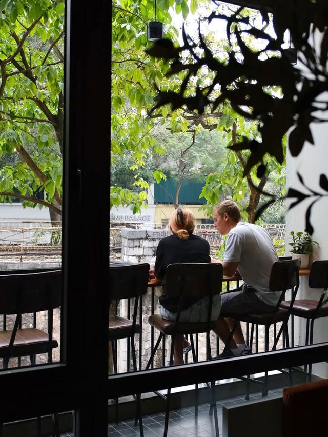 charming bakery and café