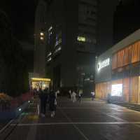 【東京/新宿🇯🇵】夜の散歩にピッタリ🚶‍♀️新宿サザンテラス