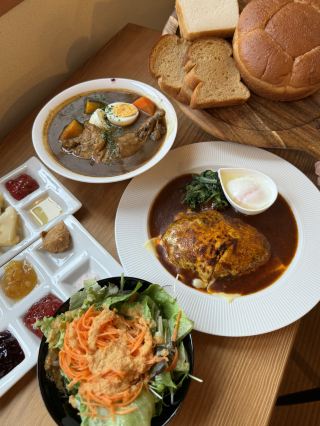 [Fukuoka Gourmet] A cafe where you can eat all-you-can-eat ultra-low-carb bran bread that's good for your body🍞