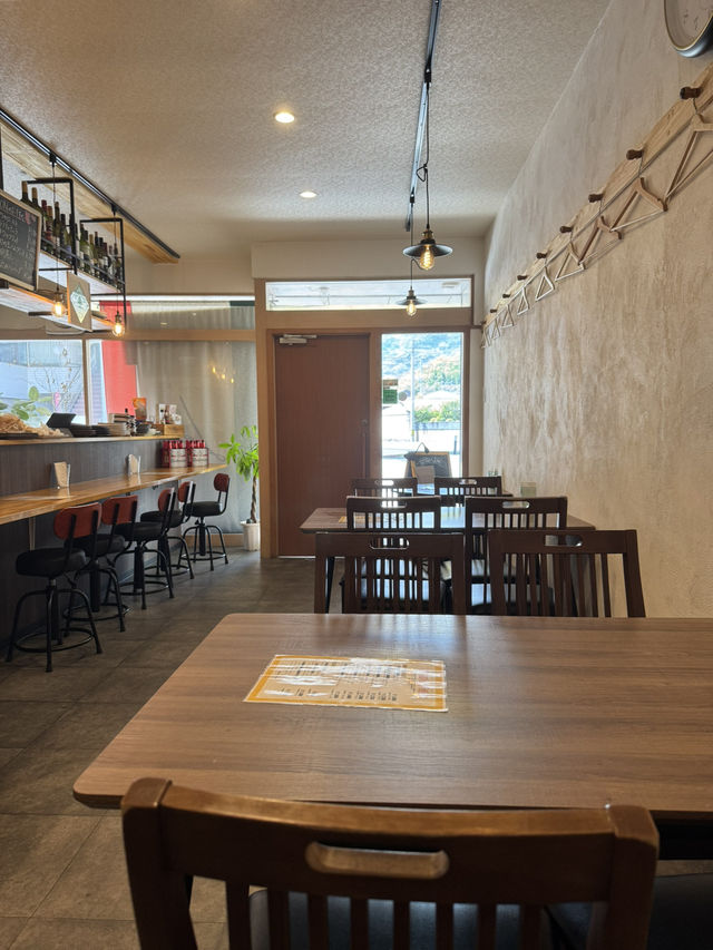 【福岡グルメ】自家製バーベキューソースが美味しい！ボリューム満点のハンバーガー🍔