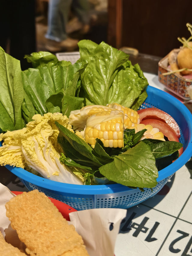 70年代大排檔風火鍋店