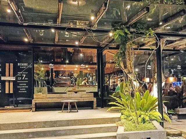 The Bizarre Island คาเฟ่ทีมเกาะลึกลับและพิศวง