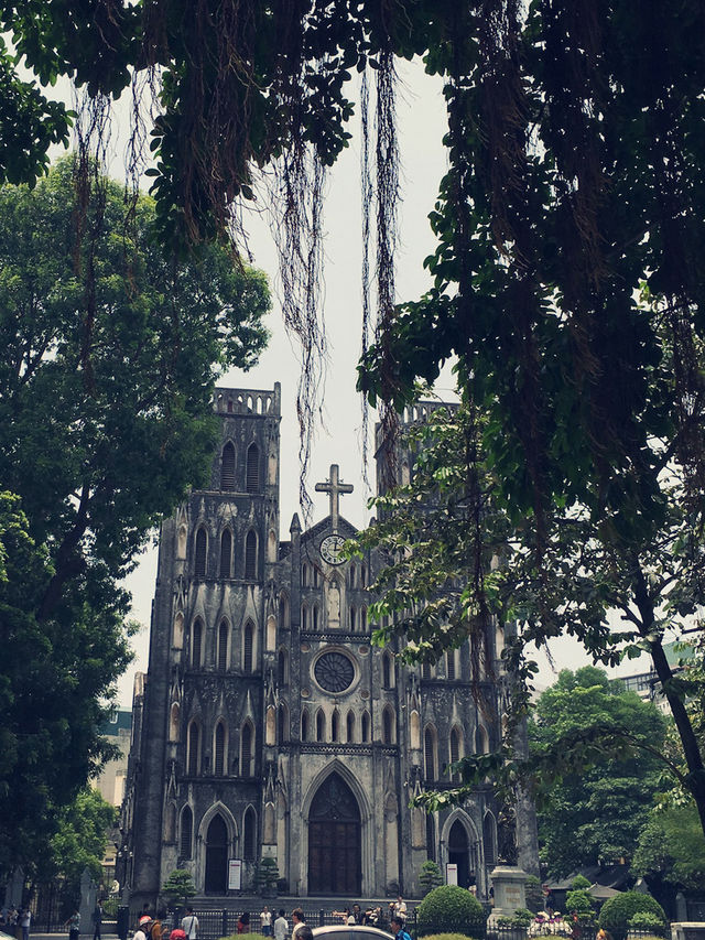 Hanoi - The Essence of Vietnam