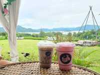 Cafe' De Camp ร้านกาแฟวิวทะเลสาบ