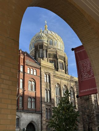 Free walk and free views in the city of Berlin 