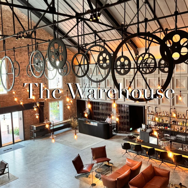 🏨 The Warehouse Hotel: My Unexpected Singapore Gem!