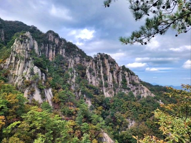 Unaksan: Rocky Trails and Sky-High Feels