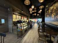 Small but Stylish – Starbucks Mahboonkrong Delivers a Cozy Coffee Break