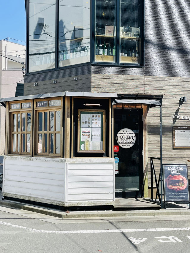 【神奈川県/辻堂　陽射しが入る明るい店内✨ハンバーガーが美味しいお店】