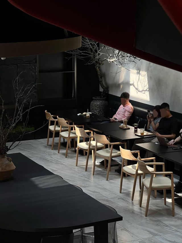 Luli Coffee Artspace