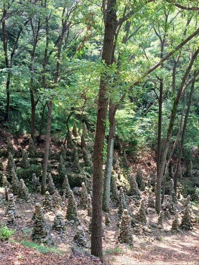 돌로 만든 장관