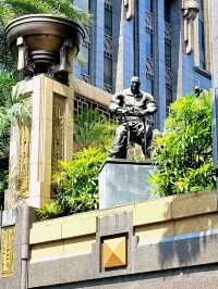 The modern art sculptures of Parkview Square