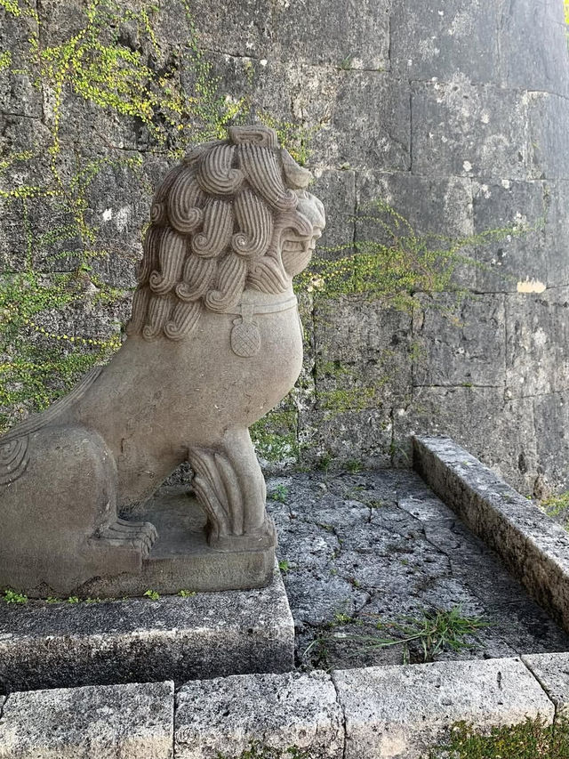 【沖縄旅の始まりはここから】歴史と再生の象徴「首里城」へ