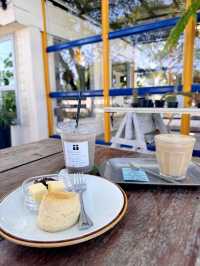 Mahamitr Lampang เป็นคาเฟ่ที่มีชื่อเสียงในลำปาง