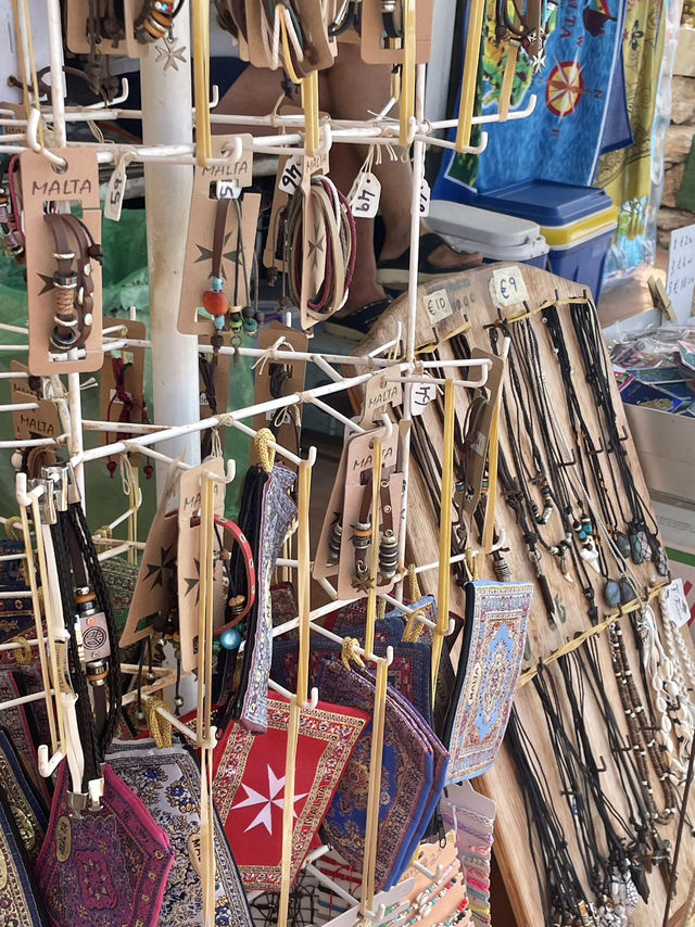 🧺 몰타의 색이 담긴 시장 골목을 걷다