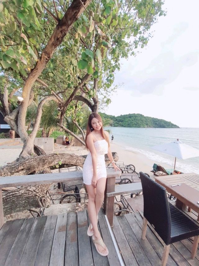 อ่าวพร้าว รีสอร์ท เกาะเสม็ด ระยอง
