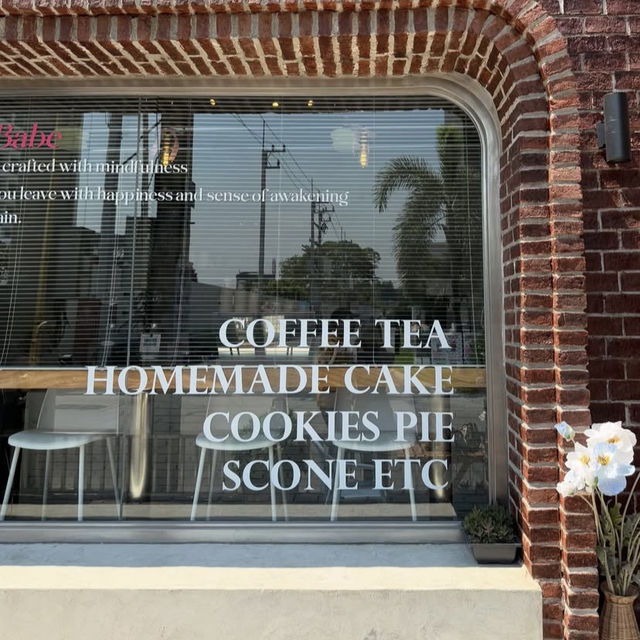Hi Babe Café 