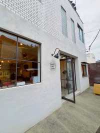 BOOK AND SONS Cafe