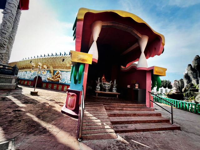 Summer Morning in Sitiawan: Tua Pek Kong Temple, Hawker Food & Local Shopping