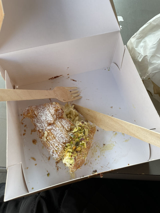 🥐크로와상 종류만 해도 어마어마한 런던의 프렌치 빵 맛집