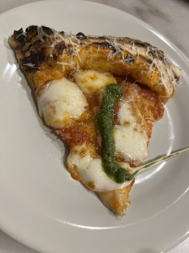 Pizza lover must try authentic Italian Food at Uptown, PERFECTO! 