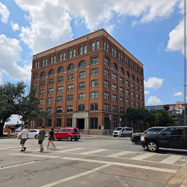 The Sixth Floor Museum – Dallas