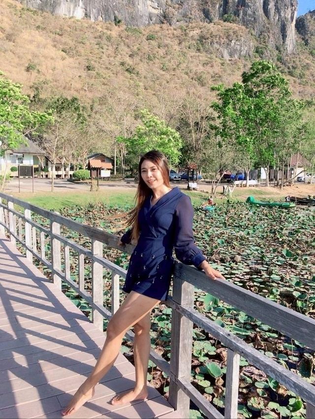 ศูนย์ศึกษาธรรมชาติบึงบัว เขาสามร้อยยอด