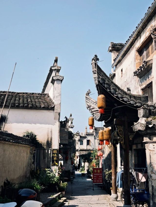 From Silver Screen to Real Scene: Discover Hongcun