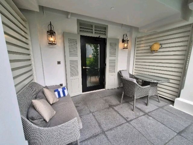 Colonial Elegance and Island Serenity – A Hidden Gem at The Barracks Hotel Sentosa