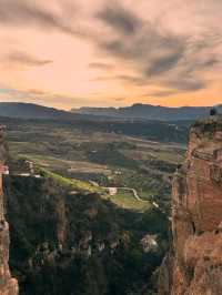 That Giant Crack in the Earth aka Tajo de Ronda