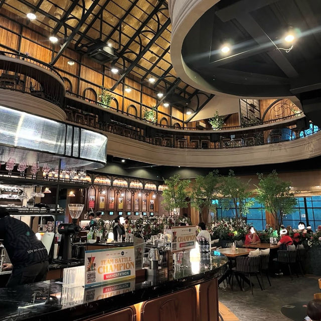 おとぎ話の中に入り込んだようなカフェ「Nitan Coffee’s Tale Pattaya」🇹🇭